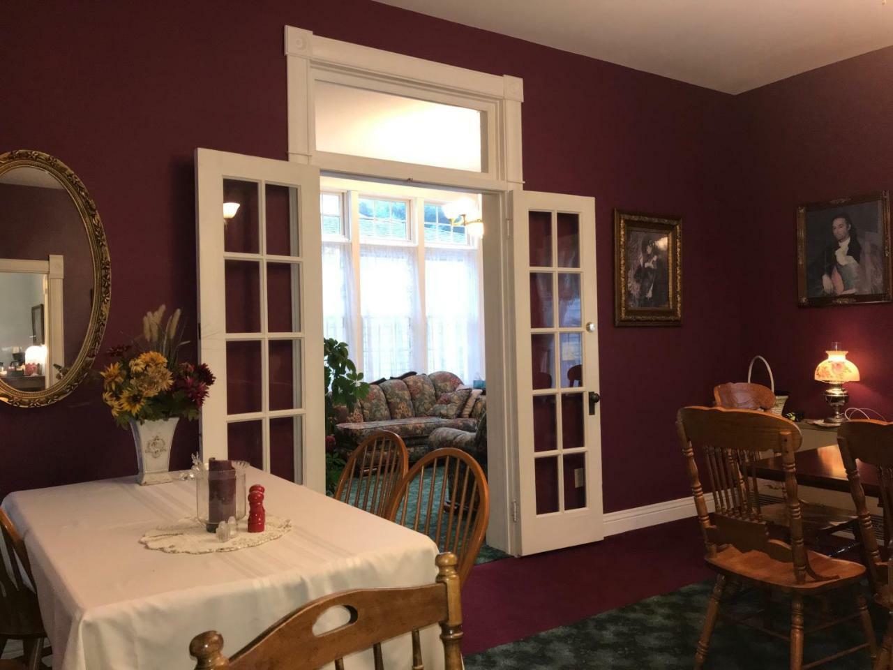 Andor Wenneson Historic Inn Peterson Экстерьер фото