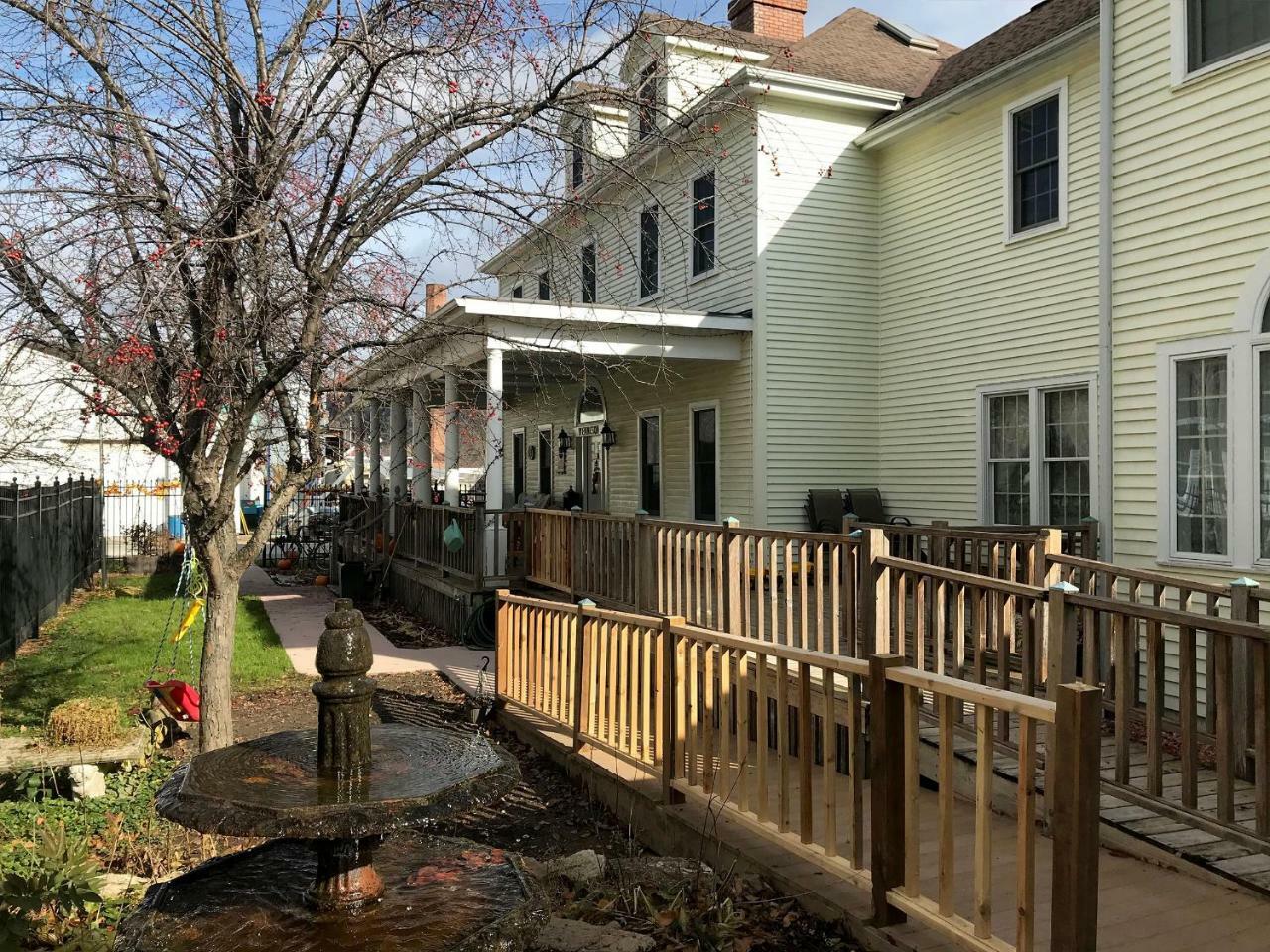 Andor Wenneson Historic Inn Peterson Экстерьер фото