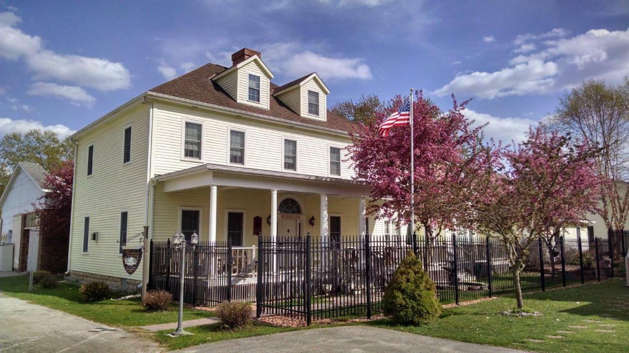 Andor Wenneson Historic Inn Peterson Экстерьер фото