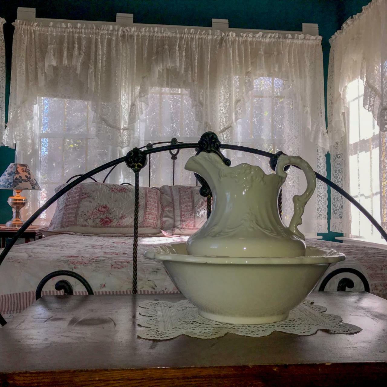 Andor Wenneson Historic Inn Peterson Экстерьер фото
