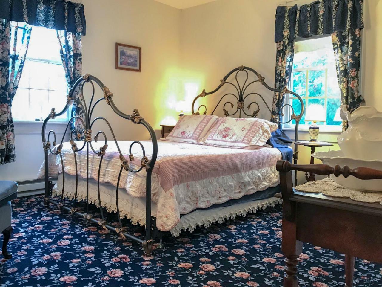 Andor Wenneson Historic Inn Peterson Экстерьер фото